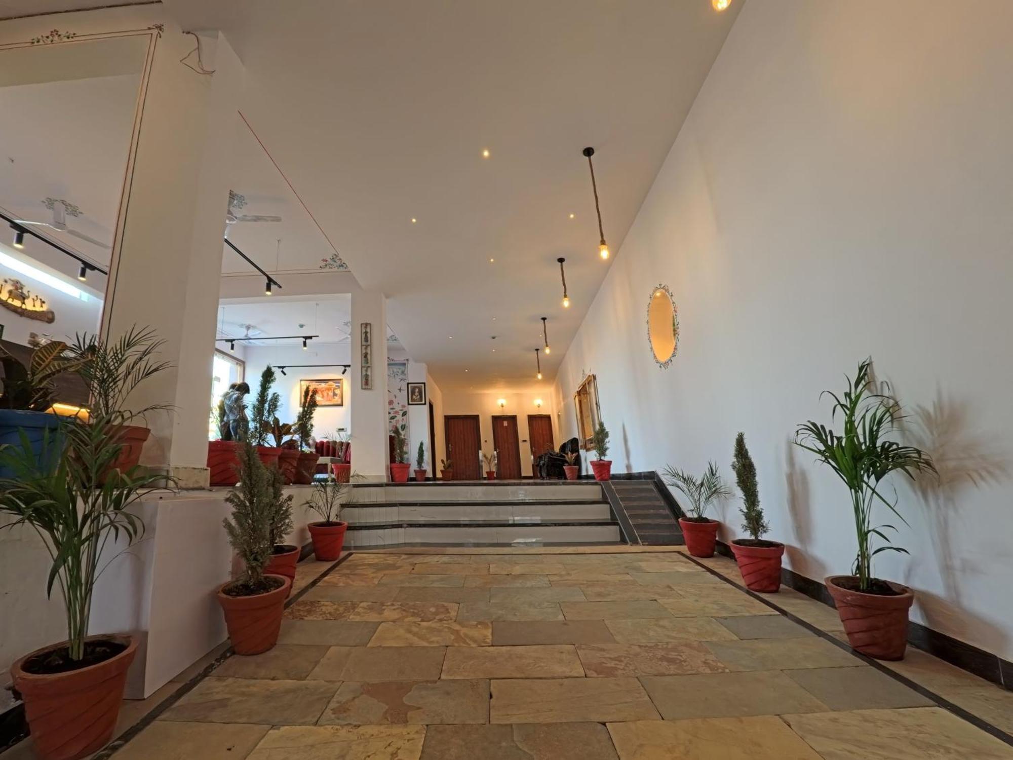 Dera Pichola- A Lake Facing Boutique Hotel Udaipur Esterno foto