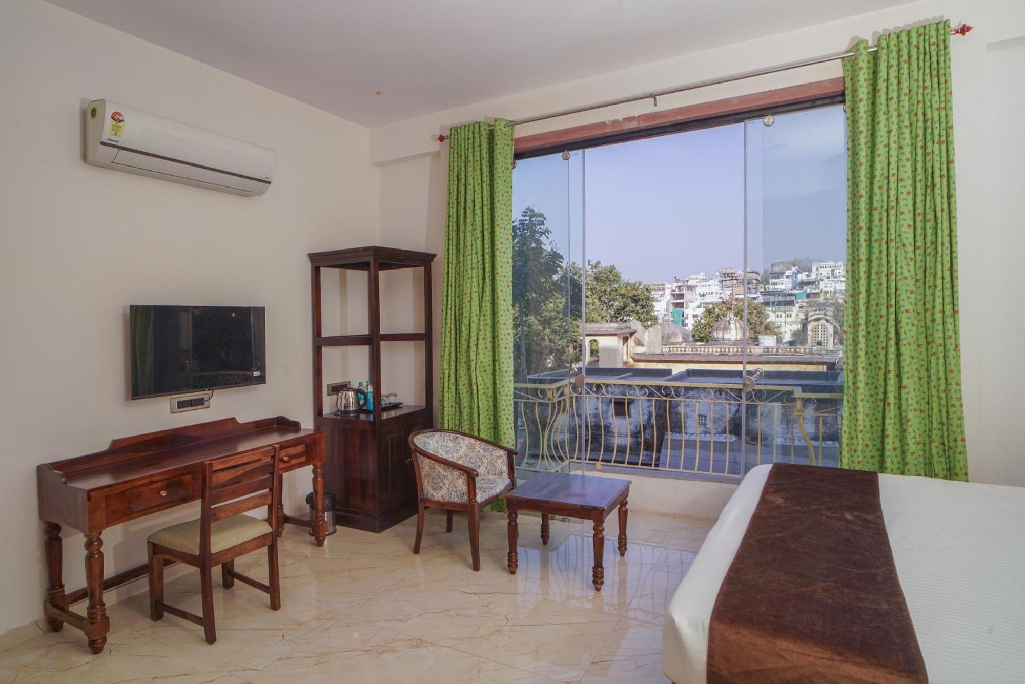 Dera Pichola- A Lake Facing Boutique Hotel Udaipur Esterno foto